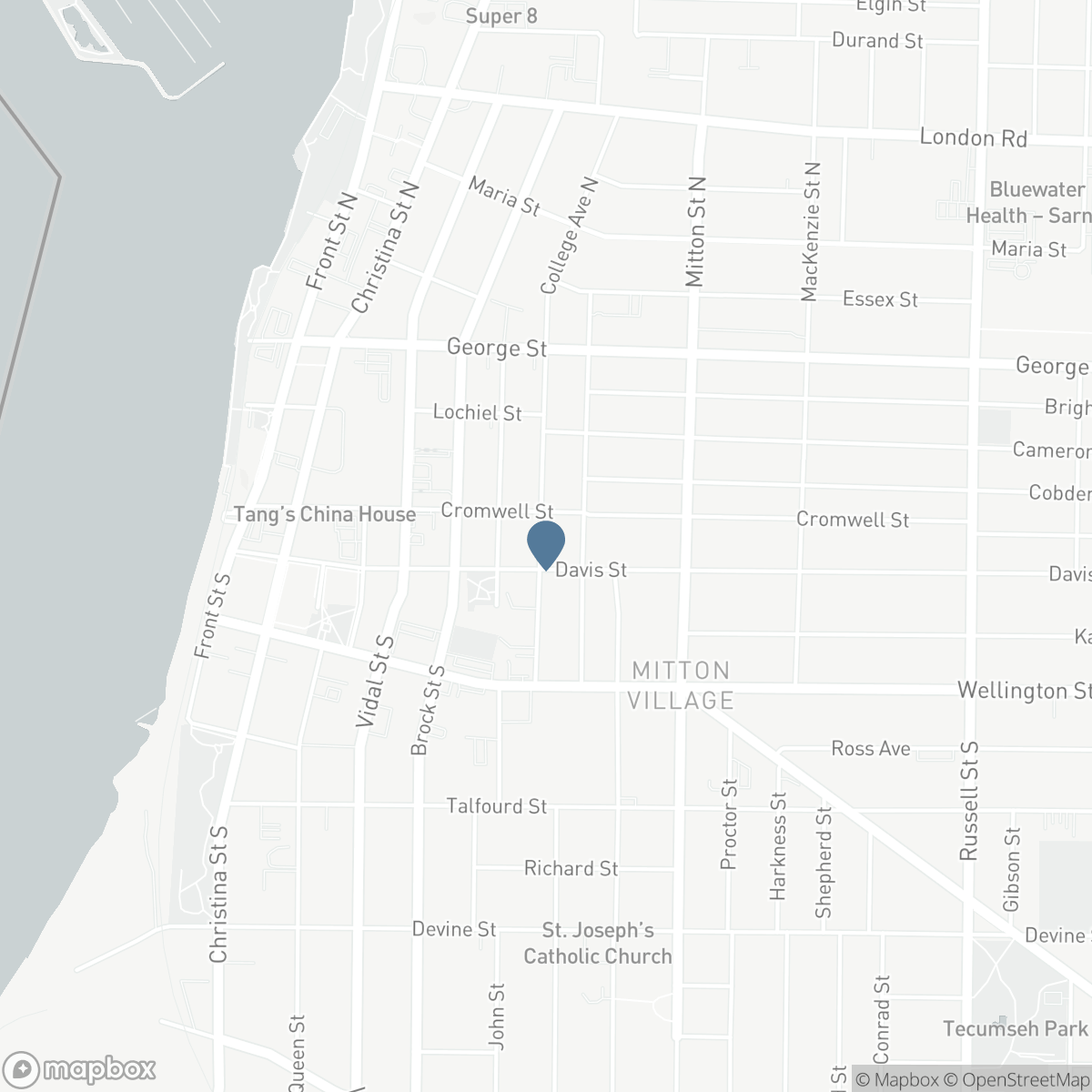 114 COLLEGE N AVENUE North, Sarnia, Ontario N7T 6A9